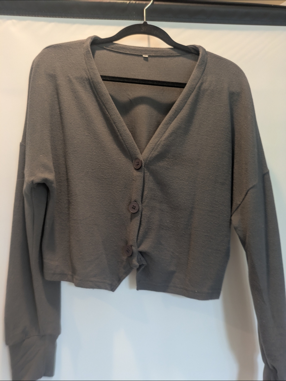 Womens Gray Button-Front V-Neck Light Weight Cardi